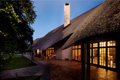 Mokuti Etosha Lodge 001